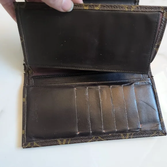 Louis Vuitton Envelope Wallet - Picture 9 of 16